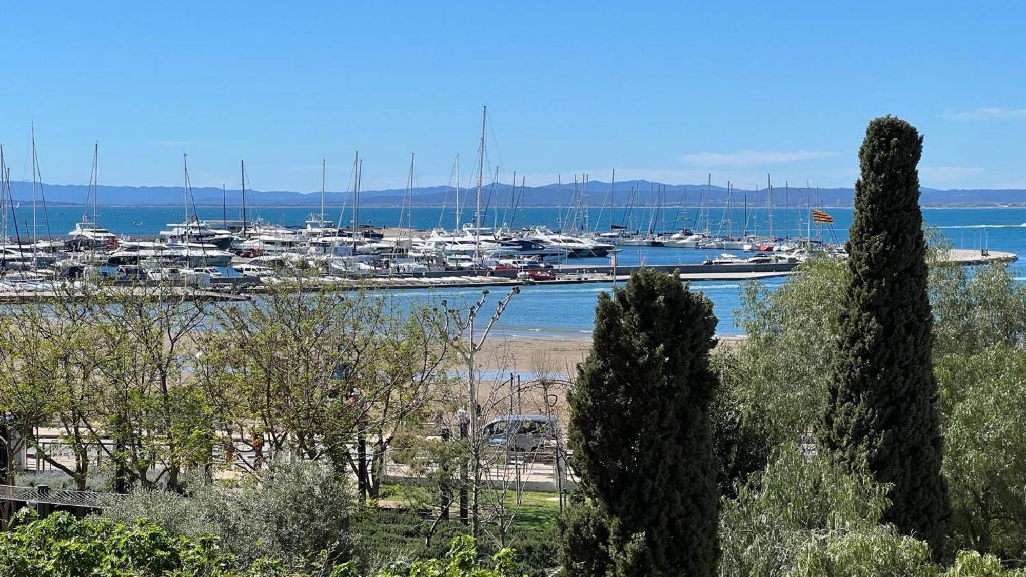 Apartamento Frente Al Mar Roses Eksteriør bilde